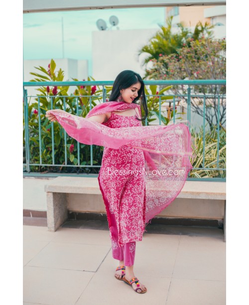 Pink Kota Doria Stitched Suit